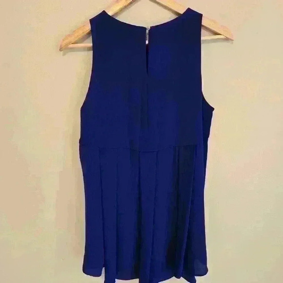 Vince Camuto Sleeveless Flowy Top Blouse in Cobalt Blue Size S Officecore - Picture 4 of 8